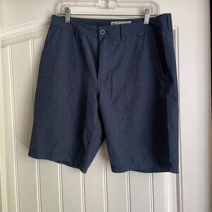 TravisMathew Men's Shorts – Size 32 – Navy Blue – Stretch Performance Fabric